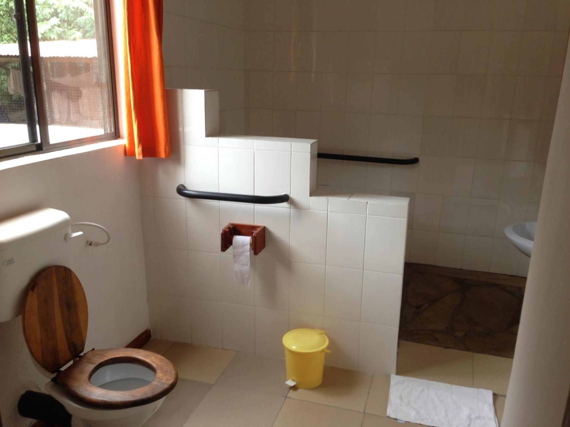 Outpost Lodge Arusha Bilik gambar